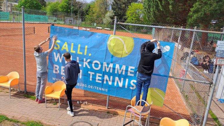 Read more about the article Tennis-Saison eröffnet!